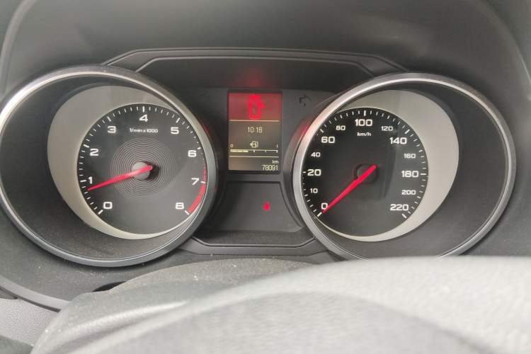 Used MG GS 2017 20T Manual Luxury Edition Odometer Close Up