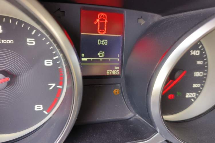 Used MG GS 2017 20T Manual Luxury Edition Odometer Close Up