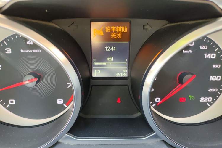 Used MG GS 2017 20T Automatic Prestige Edition Odometer Close Up
