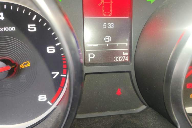 Used MG GS 2017 20T Automatic Prestige Edition Odometer Close Up
