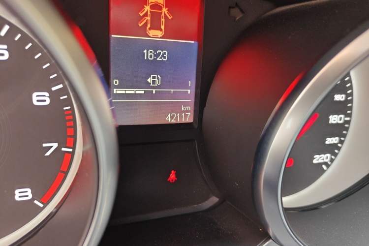 Used MG GS 2017 20T Manual Luxury Edition Odometer Close Up