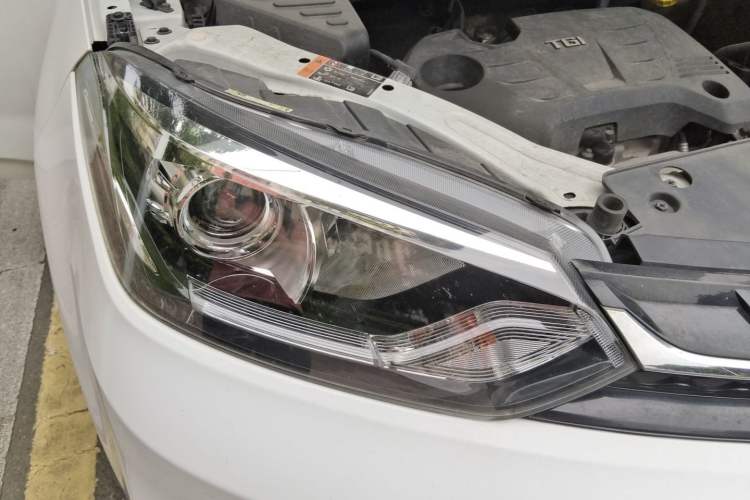 Used MG GS 2017 20T Manual Luxury Edition Right Front Headlight