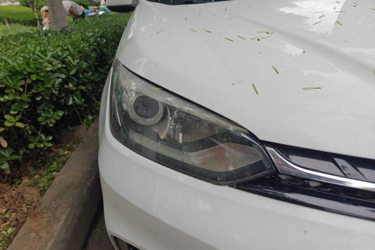Used MG GS 2017 20T Manual Luxury Edition Right Front Headlight