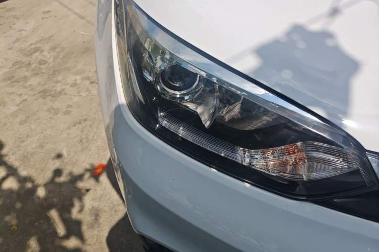 Used MG GS 2017 20T Automatic Prestige Edition Right Front Headlight