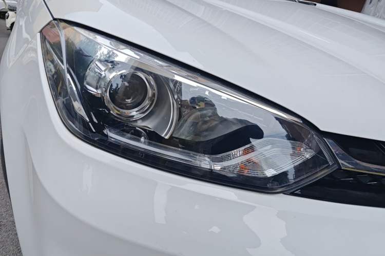 Used MG GS 2017 20T Automatic Prestige Edition Right Front Headlight