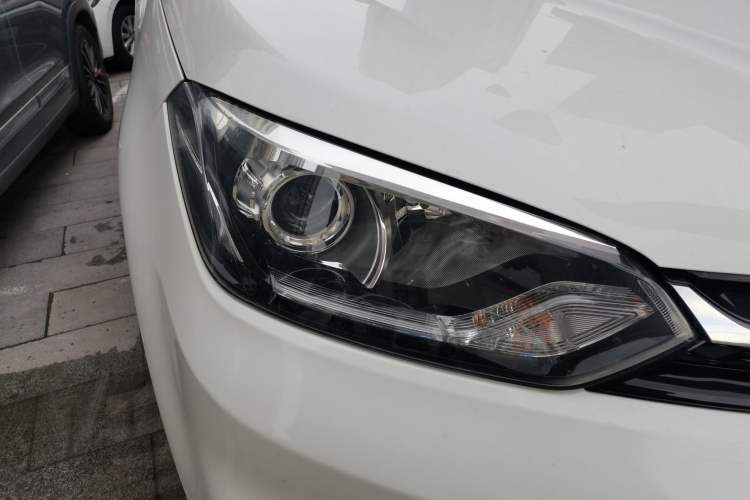 Used MG GS 2017 20T Automatic Prestige Edition Right Front Headlight