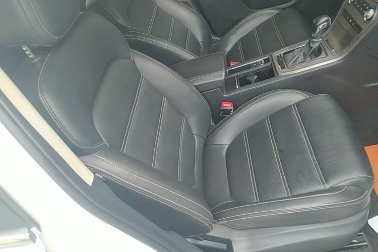 Used MG GS 2017 20T Automatic Luxury Edition Right Front Seat