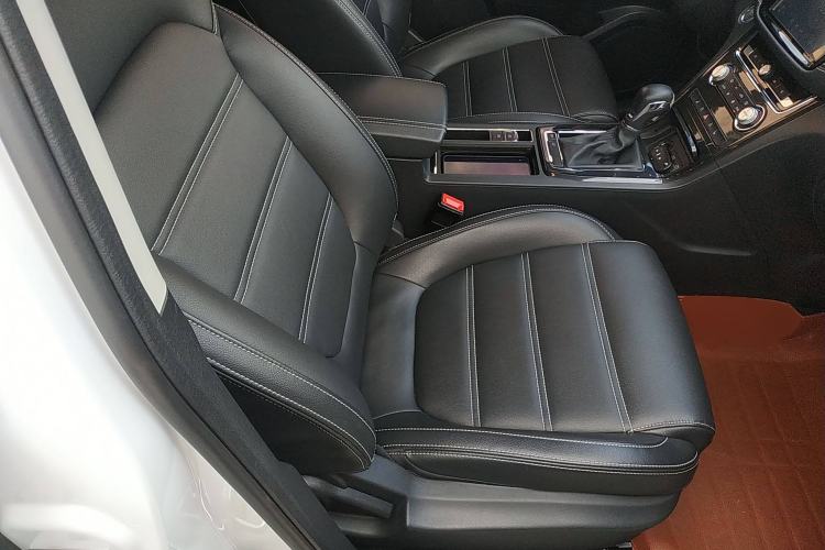 Used MG GS 2017 20T Automatic Prestige Edition Right Front Seat