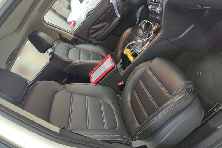 Used MG GS 2017 20T Automatic Prestige Edition Right Front Seat