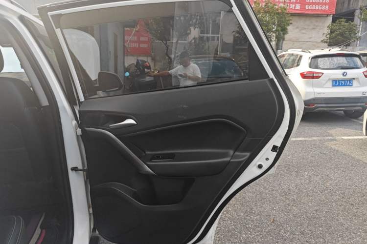 Used MG GS 2017 20T Automatic Luxury Edition Right Rear Door Interior