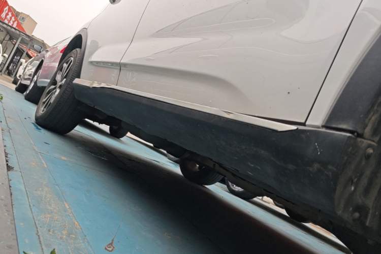 Used MG GS 2017 30T Automatic All-Wheel-Drive Flagship Edition Right Side Sill