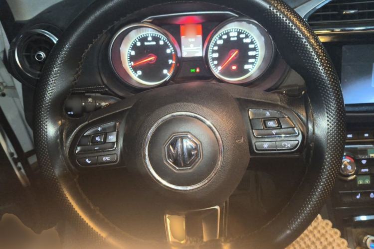 Used MG GS 2017 20T Automatic Prestige Edition Steering Wheel