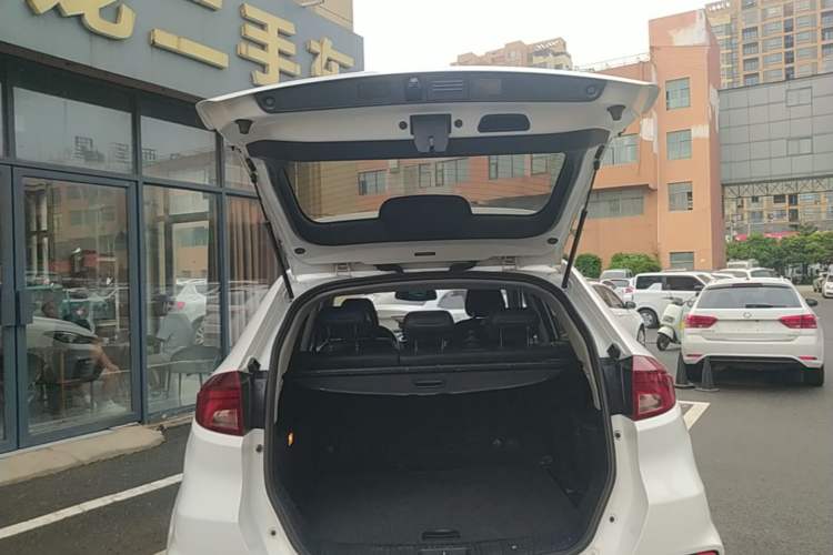 Used MG GS 2017 20T Automatic Luxury Edition Trunk