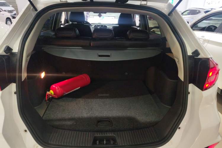 Used MG GS 2017 20T Automatic Prestige Edition Trunk