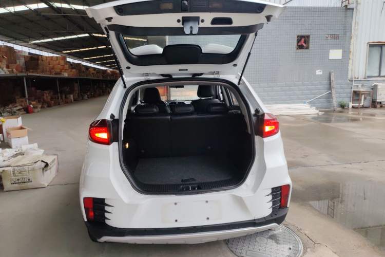 Used MG GS 2017 20T Automatic Prestige Edition Trunk