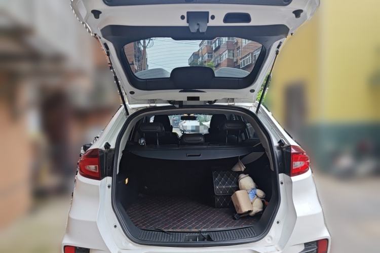 Used MG GS 2017 20T Automatic Prestige Edition Trunk