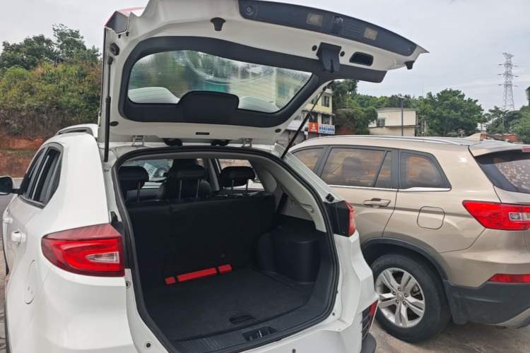 Used MG GS 2017 20T Automatic Prestige Edition Trunk