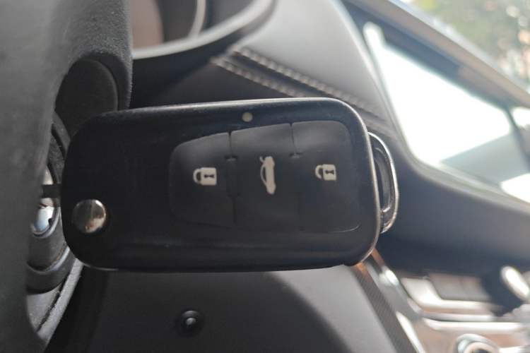 Used MG GS 2017 20T Manual Luxury Edition Vehicle Key
