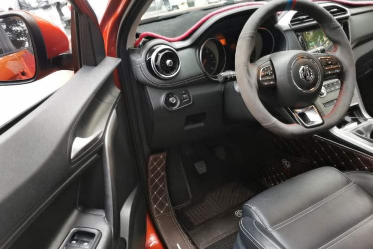 Used MG GS 2017 20T Manual Luxury Edition Driver Seat