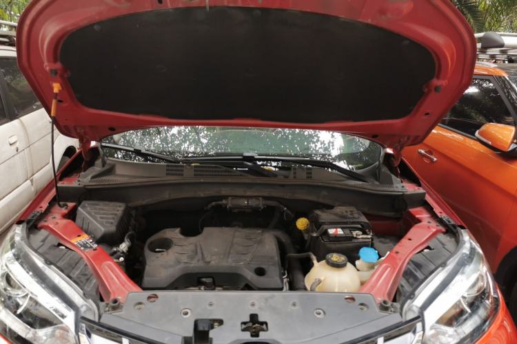 Used MG GS 2017 20T Manual Luxury Edition Engine Bay