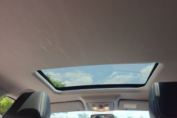 Used MG GS 2017 20T Automatic Luxury Edition Headliner