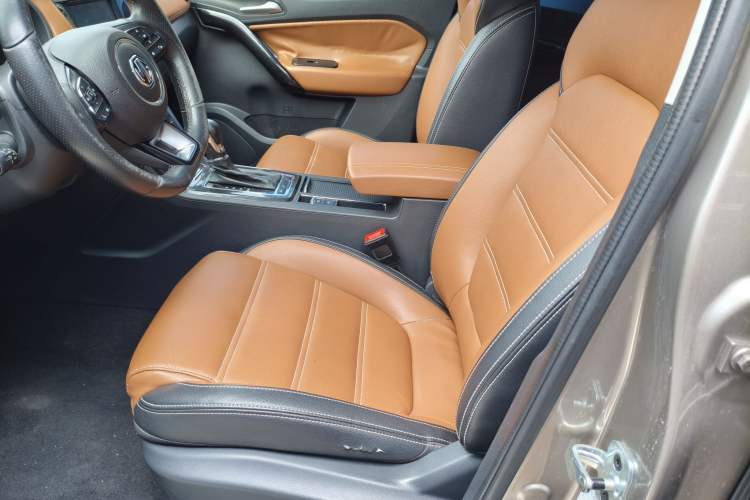 Used MG GS 2017 20T Automatic Prestige Edition Interior 4