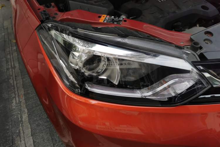 Used MG GS 2017 20T Manual Luxury Edition Right Front Headlight