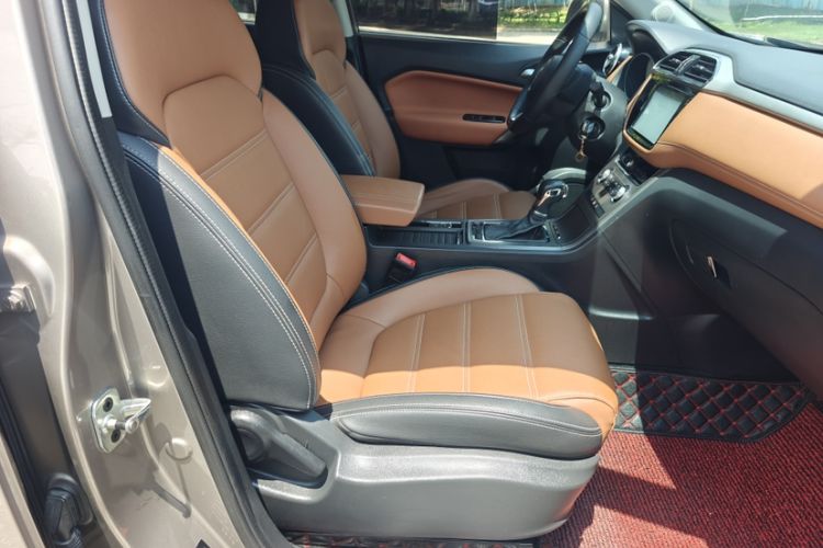 Used MG GS 2017 20T Automatic Luxury Edition Right Front Seat
