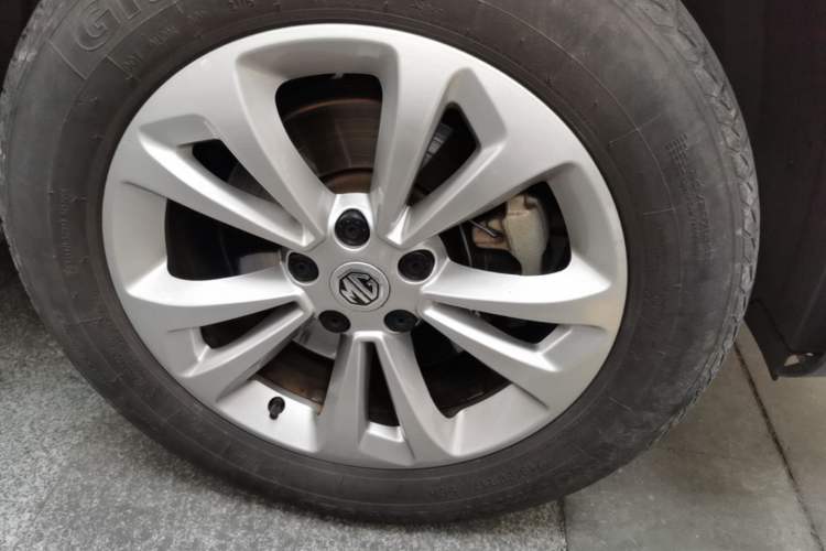 Used MG GS 2017 20T Manual Luxury Edition Right Front Wheel Hub