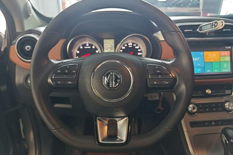 Used MG GS 2017 20T Automatic Luxury Edition Steering Wheel