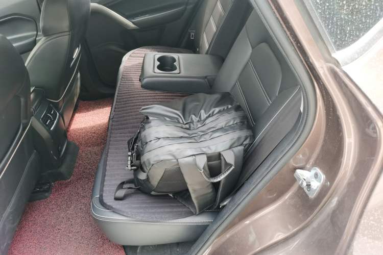 Used MG GS 2019 20T Manual Luxury Xenon Headlight Version Left Rear Seat