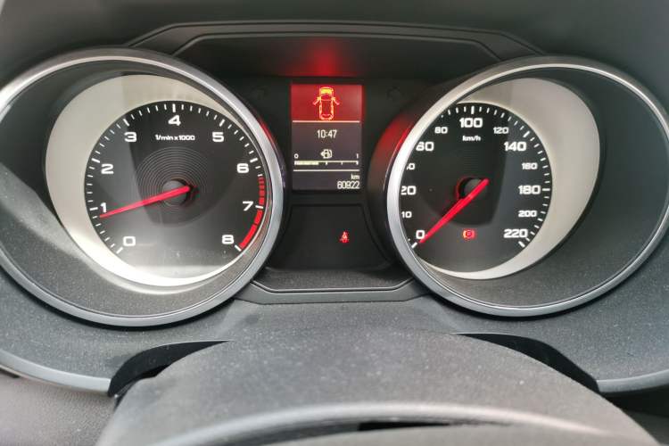 Used MG GS 2019 20T Manual Luxury Xenon Headlight Version Odometer Close Up
