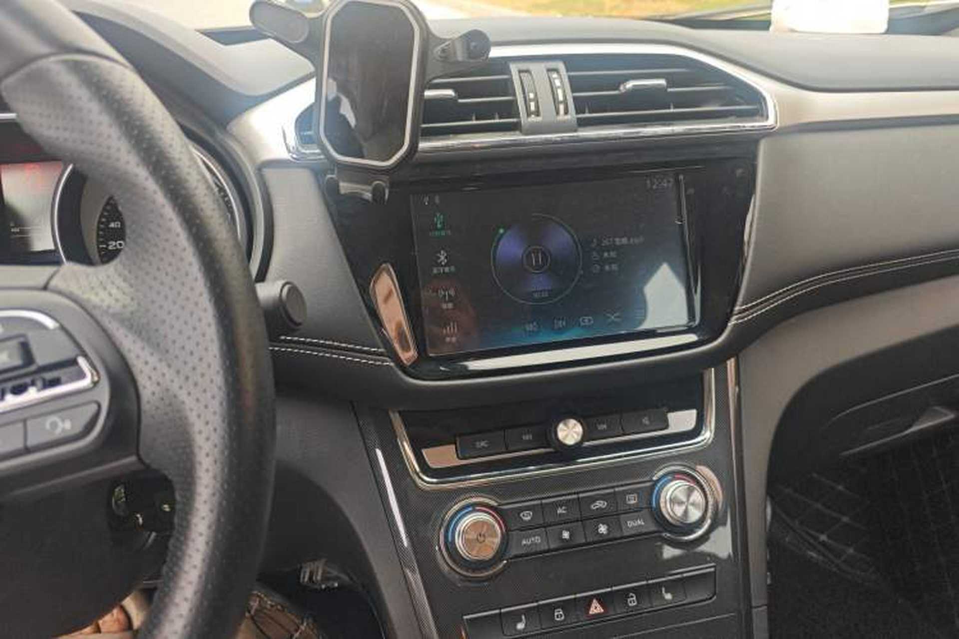 Used MG GS 2019 20T Manual Luxury Edition with Xenon Lights Audio And AC Panel