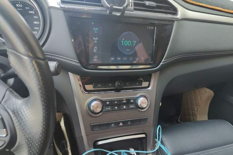 Used MG GS 2019 20T Manual Luxury Xenon Headlight Version Audio And AC Panel
