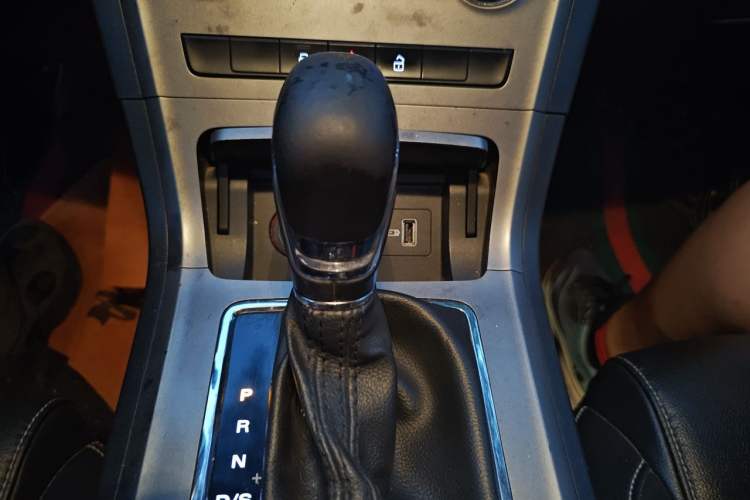 Used MG GS 2019 20T Automatic Luxury Xenon Headlight Edition Gear Lever