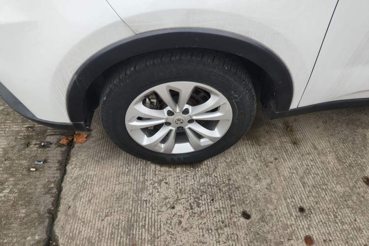 Used MG GS 2019 20T Automatic Luxury Xenon Headlight Edition Left Front Wheel Hub