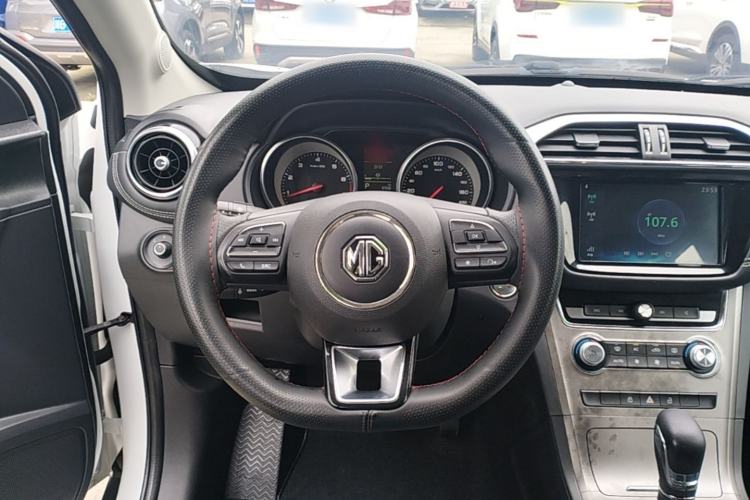 Used MG GS 2019 20T Automatic Luxury Xenon Headlight Edition Steering Wheel