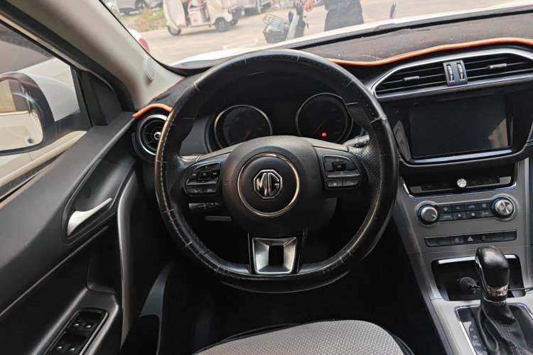 Used MG GS 2019 20T Automatic Luxury Xenon Headlight Edition Steering Wheel