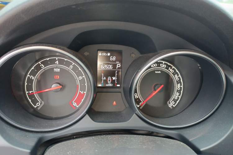 Used MG GT 2016 1.5L Automatic Value-Added Luxury Edition Instrument Cluster