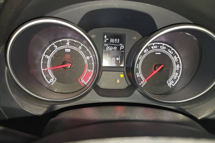Used MG GT 2015 1.5T Automatic Luxury Edition Instrument Cluster