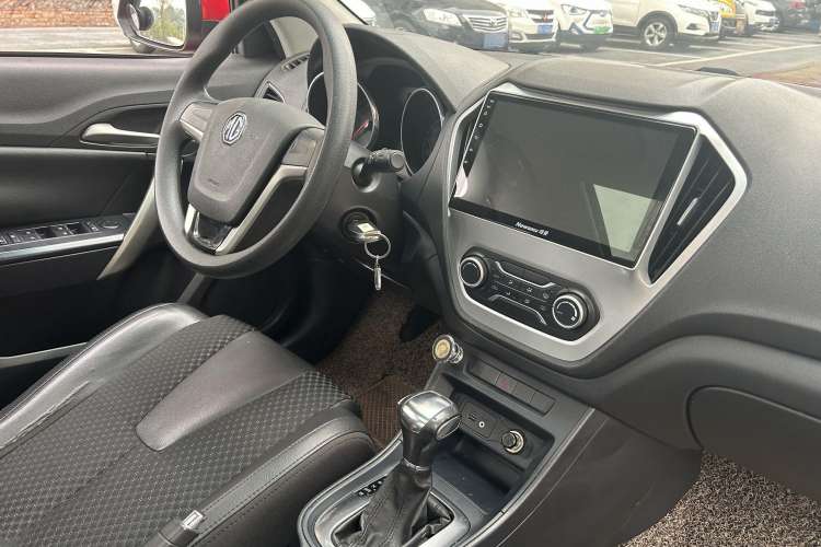 Used MG GT 2015 1.5T Automatic Elite Edition Interior 2
