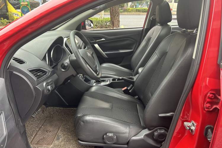 Used MG GT 2015 1.5T Automatic Elite Edition Interior 3