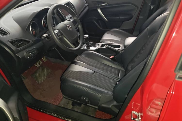 Used MG GT 2015 1.5T Automatic Luxury Edition Interior 3