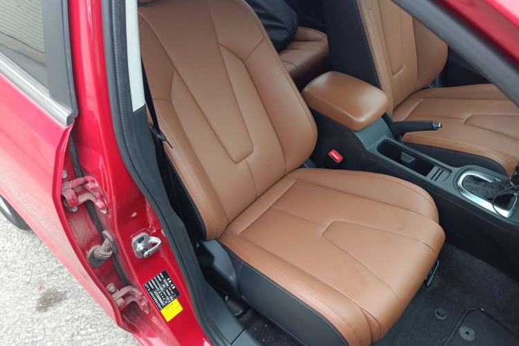 Used MG GT 2016 1.5L Automatic Value-Added Luxury Edition Right Front Seat