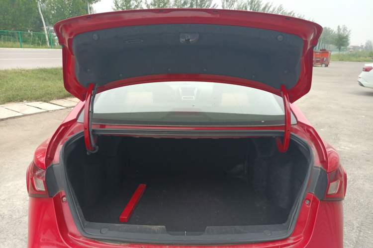Used MG GT 2016 1.5L Automatic Value-Added Luxury Edition Trunk