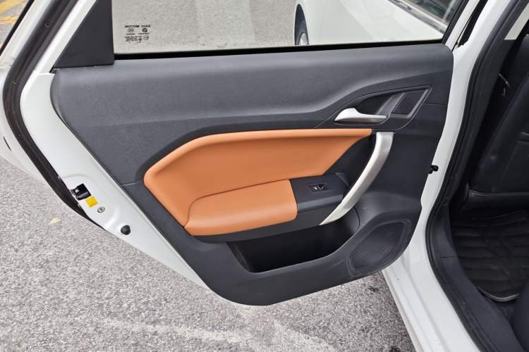 Used MG GT 2016 1.5L Automatic Value-Added Luxury Edition Interior 6