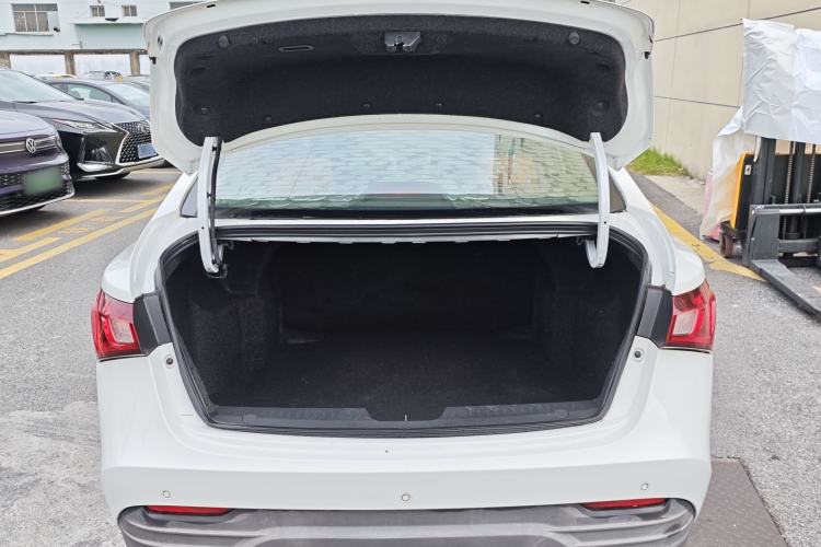 Used MG GT 2016 1.5L Automatic Value-Added Luxury Edition Trunk