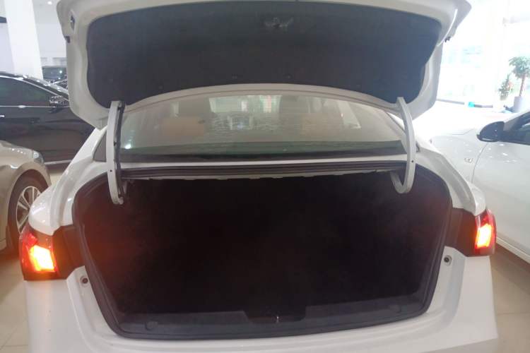 Used MG GT 2016 1.5T Automatic Value-Added Luxury Edition Trunk