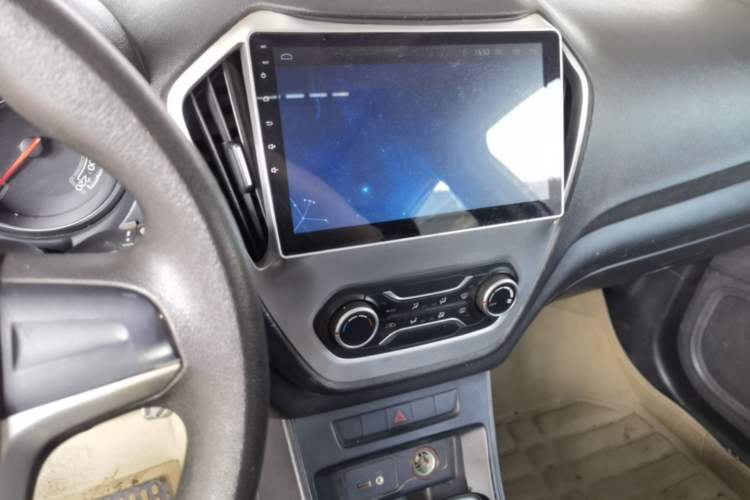Used MG GT 2015 1.5T Automatic Elite Edition Audio And AC Panel