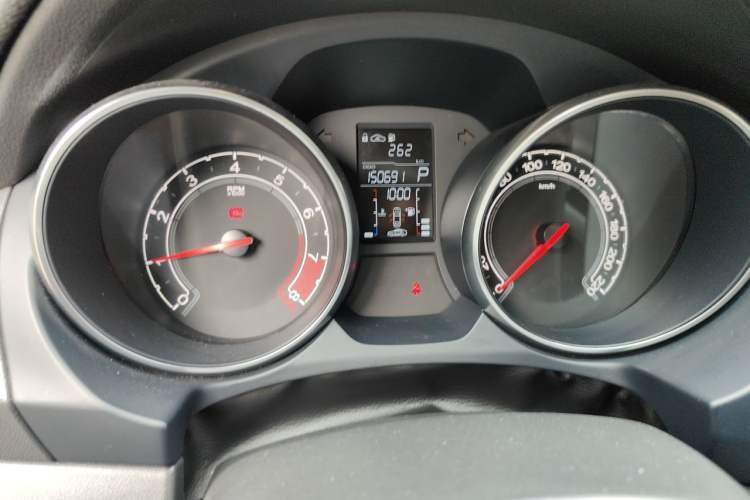 Used MG GT 2015 1.5T Automatic Luxury Edition Instrument Cluster